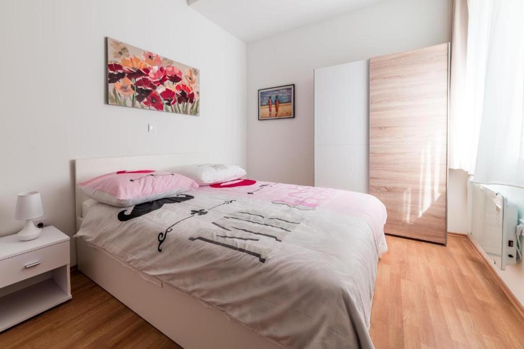 F12 Apartments ザグレブ エクステリア 写真