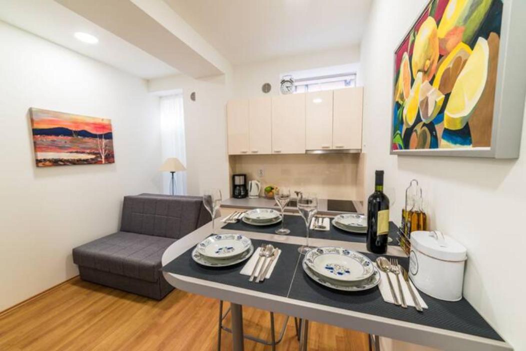 F12 Apartments ザグレブ エクステリア 写真
